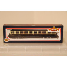 Collett 60ft 1st Chocolate Cream GWR S-Button Coach