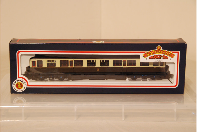 Collett 60ft 1st Chocolate Cream GWR S-Button Coach