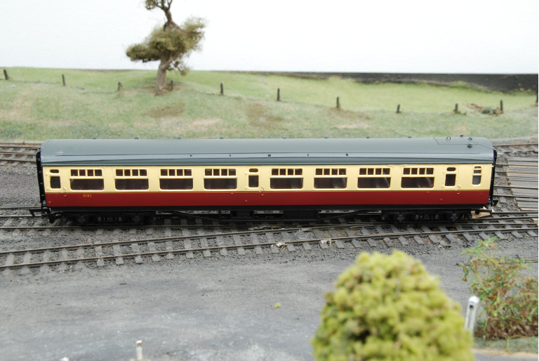 BR 63ft Bulleid Corridor Composite Coach