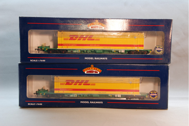 Intermodal Wagon DHL Bachmann 37-305 Intermodal Wagon DHL Bachmann 37-305