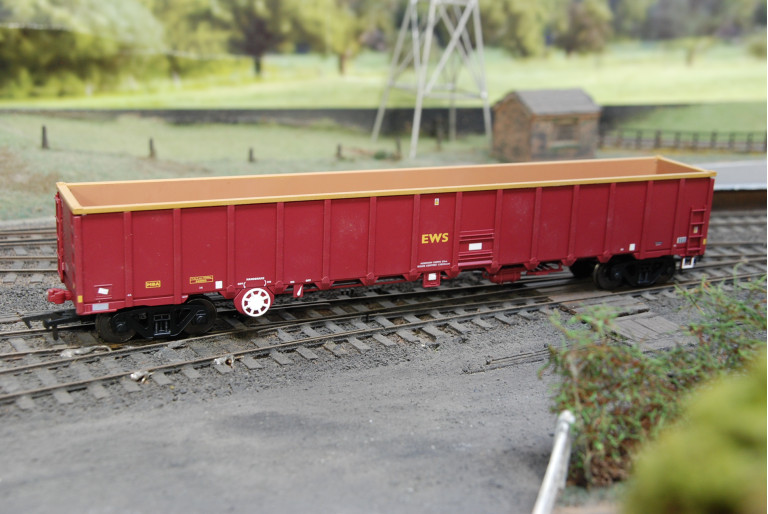 Dapol B777A MBA Monsterbox in EWS 500003