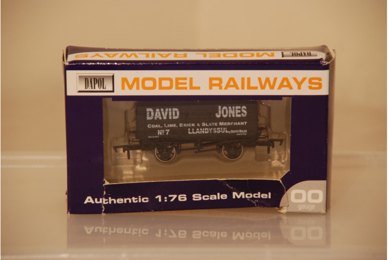 7 Plank Wagon David Jones Llandysul