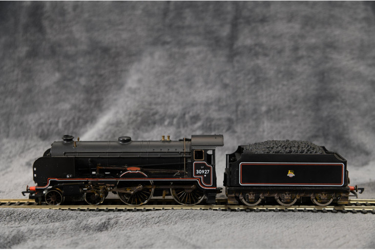 BR 4-4-0 Schools Class Clifton 30927 BR 4-4-0 Schools Class Clifton 30927