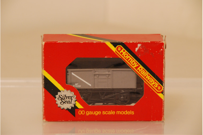 BR Mineral Wagon - Hornby Silver Seal