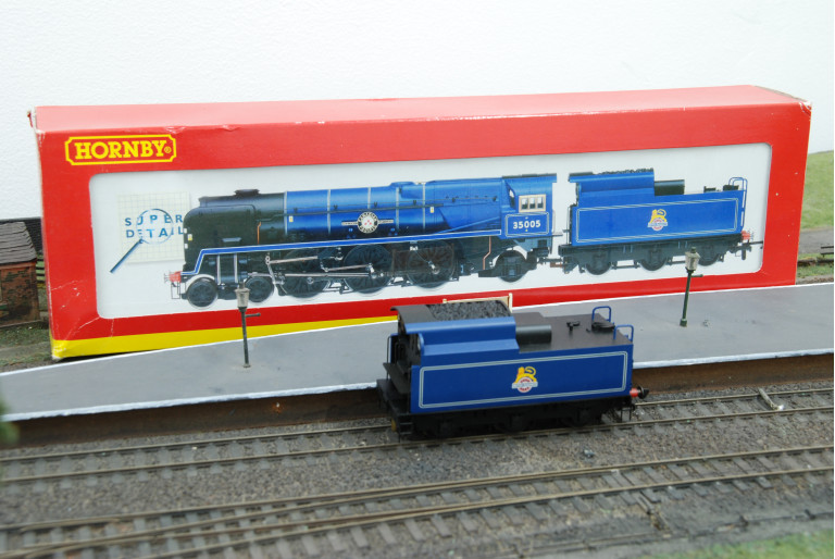 Tender Only - Hornby R2171 Canadian Pacific Merchant Navy Class Blue Tender Only - Hornby R2171 Canadian Pacific Merchant Navy Class Blue