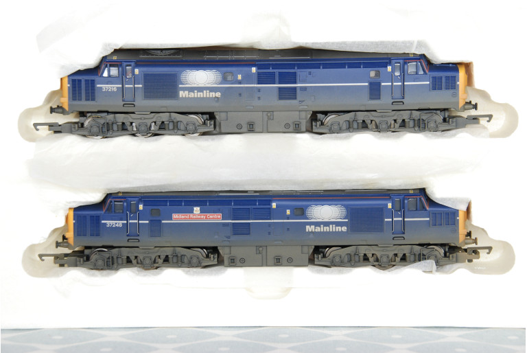 Hornby R2412 Mainline Class 37 Multi Weathered