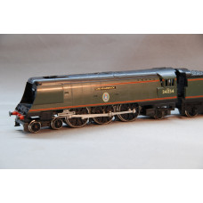 BR 4-6-2 Locomotive Battle Of Britain Class Lord Beaverbrook BR 4-6-2 Locomotive Battle Of Britain Class Lord Beaverbrook