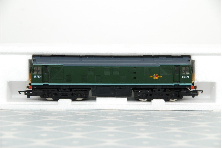 Class 25 BR Green D7571 R327
