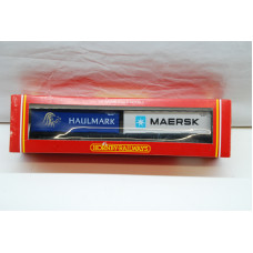 Hornby 2 x 30ft Containers Haulmark & Maersk
