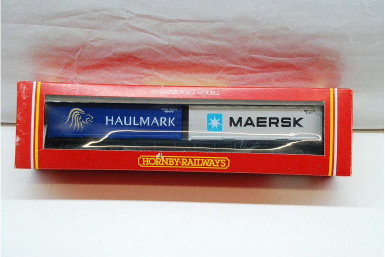 Hornby 2 x 30ft Containers Haulmark & Maersk