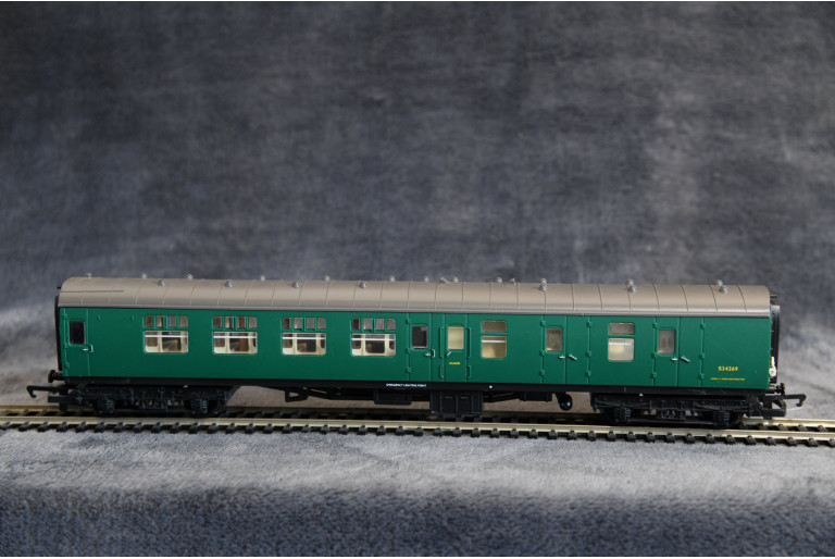 Hornby Top Link R4006 BR MK1 Brake Coach SR Hornby Top Link R4006 BR MK1 Brake Coach SR