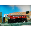 3 Plank Wagon Trimsaran Co Ltd - Hornby First 3 Plank Wagon Trimsaran Co Ltd - Hornby First