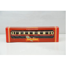 BR Composite Coach Crimson / Cream M4329