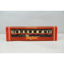 BR Composite Coach Crimson / Cream M4329