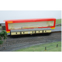 Hornby R4212 Parcels Coach BR MK1 Chocolate & Cream Hornby R4212 Parcels Coach BR MK1 Chocolate & Cream