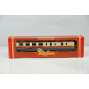 BR Composite Coach Crimson / Cream M26545