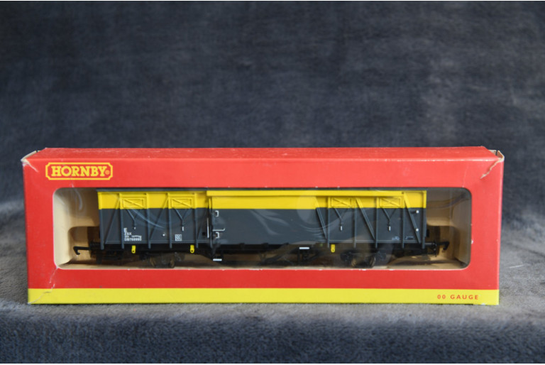 Hornby R6263 Railfreight ZSX Van 