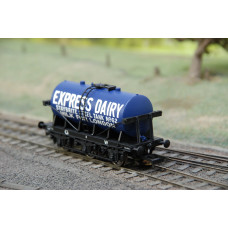 Express Dairy 6W Tanker No62 R6404