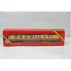 BR 2nd Brake Coach Crimson / Cream 34100