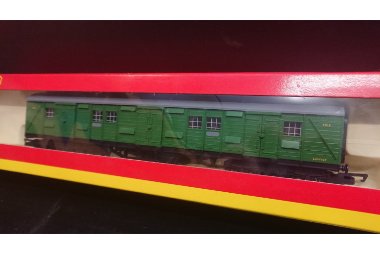 SR (BR) Luggage Van 2315 in Green
