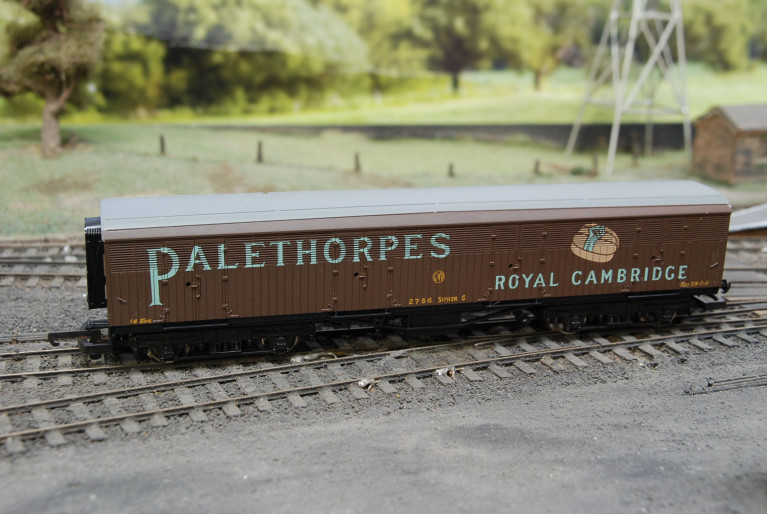 GWR Palethorpes Parcel Van 2766 GWR Palethorpes Parcel Van 2766
