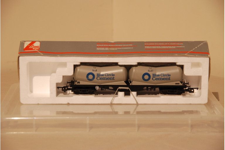 Twin Bogie Blue Circle Cement Wagon