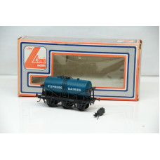 Express Dairies 6 Wheel Tank Wagon