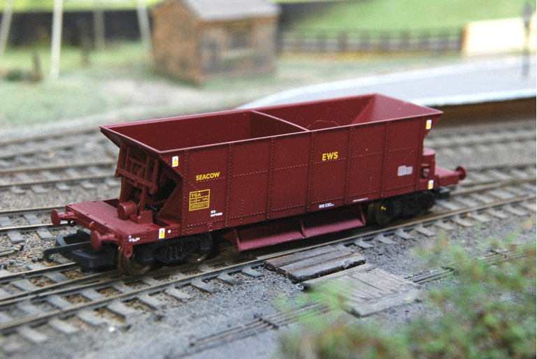 Seacow Ballast Wagon in EWS DB980015