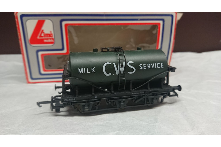 CWS 6 Wheel Milk Tank Wagon CWS 6 Wheel Milk Tank Wagon