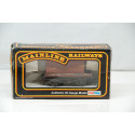 Mainline 1 Plank Wagon with Box Container