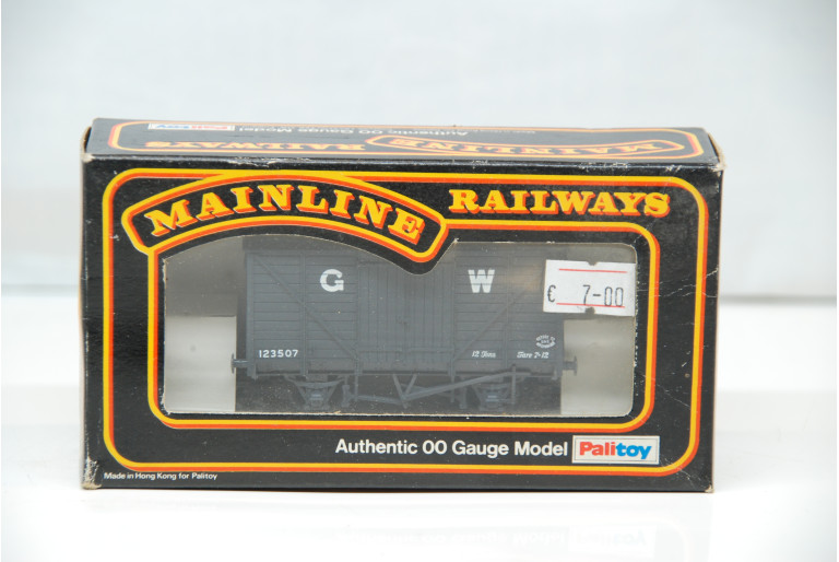 Mainline 12T Vent Van GWR