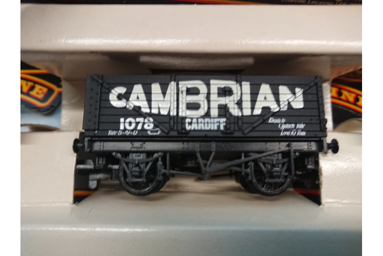 Cambrian Cardiff Wagon