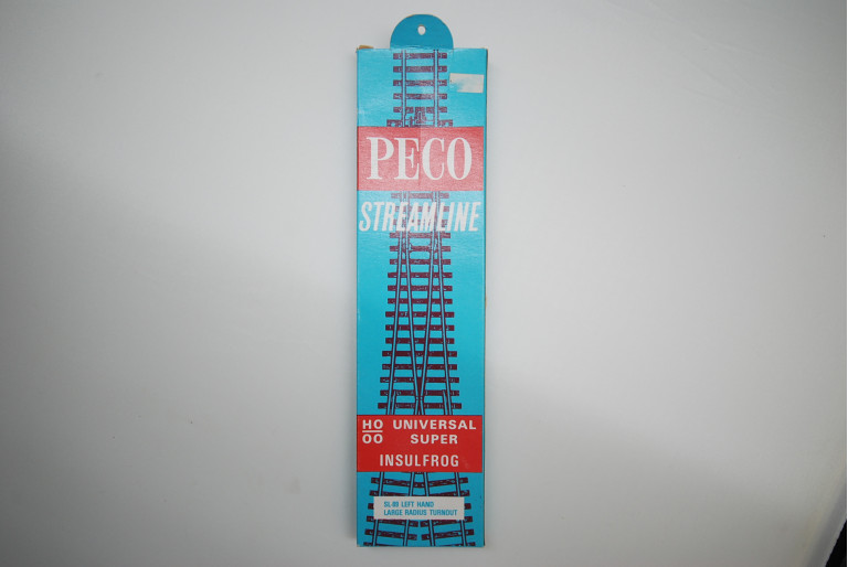 Peco SL-89 Insulfrog Left Large Radius Turnout Peco SL-89 Insulfrog Left Large Radius Turnout