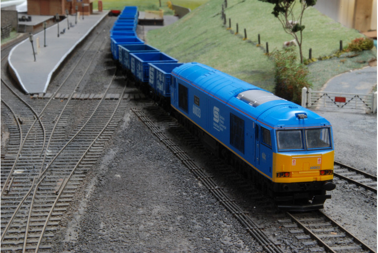 British Steel Locomotive & Wagon Set British Steel Locomotive & Wagon Set