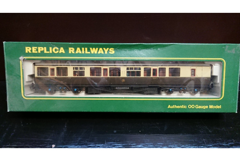 Collett ALL 1st / 3rd Brake GWR Choc/Cream Coach Collett ALL 1st / 3rd Brake GWR Choc/Cream Coach