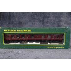 Replica Railways MK1 Buffet Car BR Maroon Replica Railways MK1 Buffet Car BR Maroon