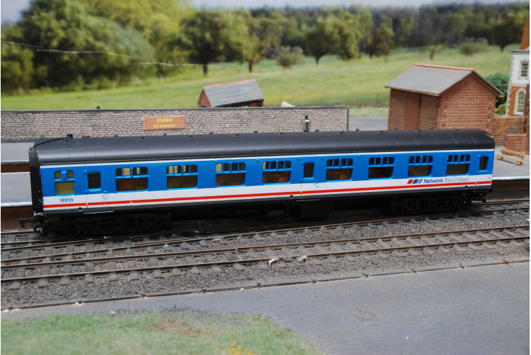 MK1 SK Network South East Passenger Coach 18955 MK1 SK Network South East Passenger Coach 18955