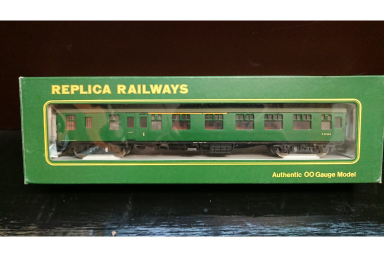 SR MK1 BCK BR Green Coach S21263